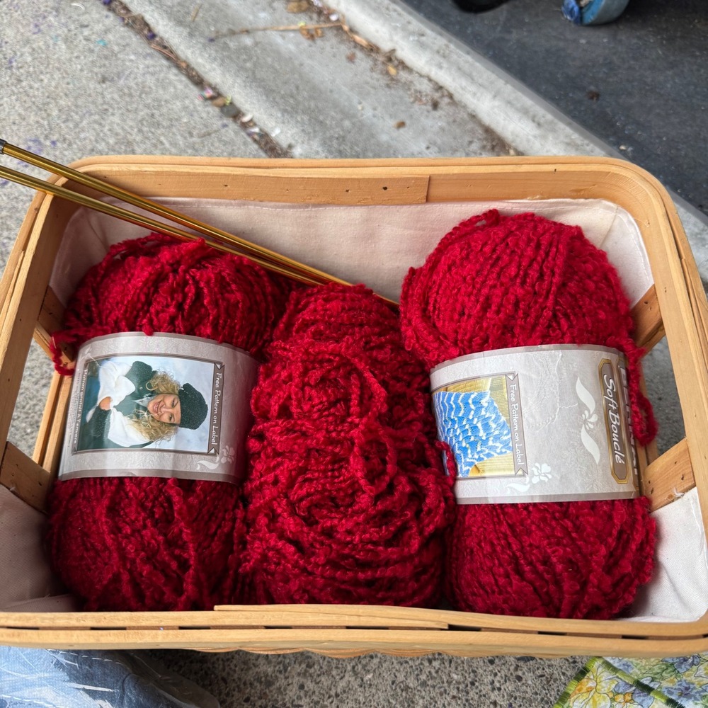 Bernat Soft‎ Boucle Red Yarn 3 Skeins w Boye Size 10 Knitting Needles Bundle